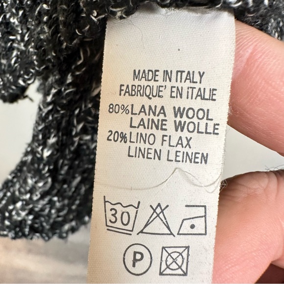 Brandy Melville Women’s Scoop Neck Knit Wool Blend Sweater - Picture 5 of 7